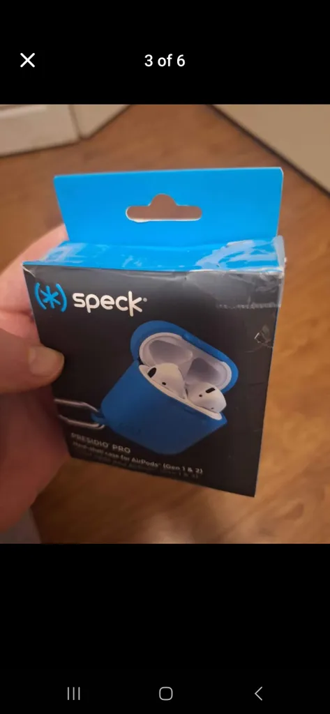 Speck Airpods outer case (gen 1 & 2) photo 1
