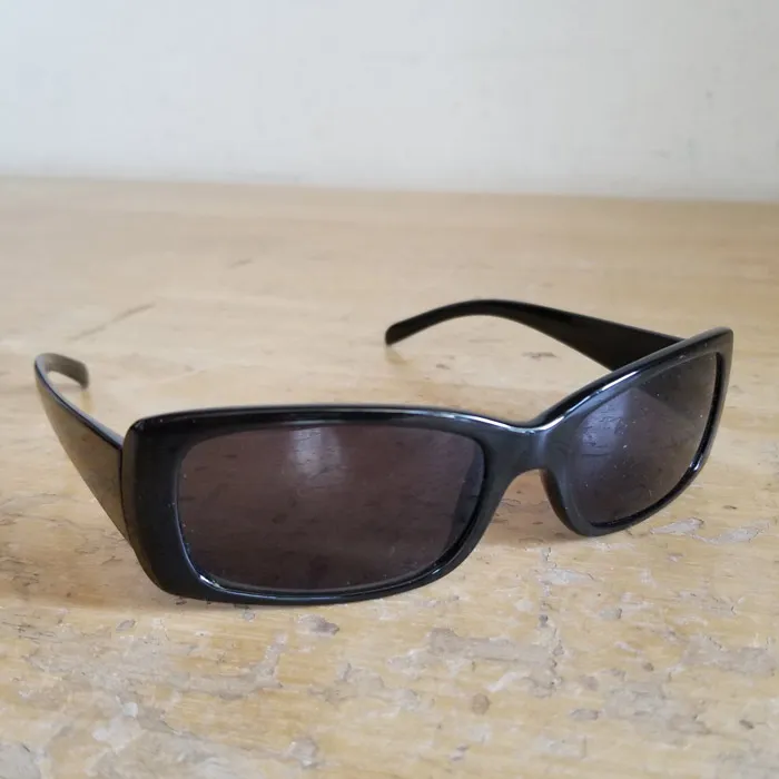 Sun Glasses - Alfred Sung photo 1