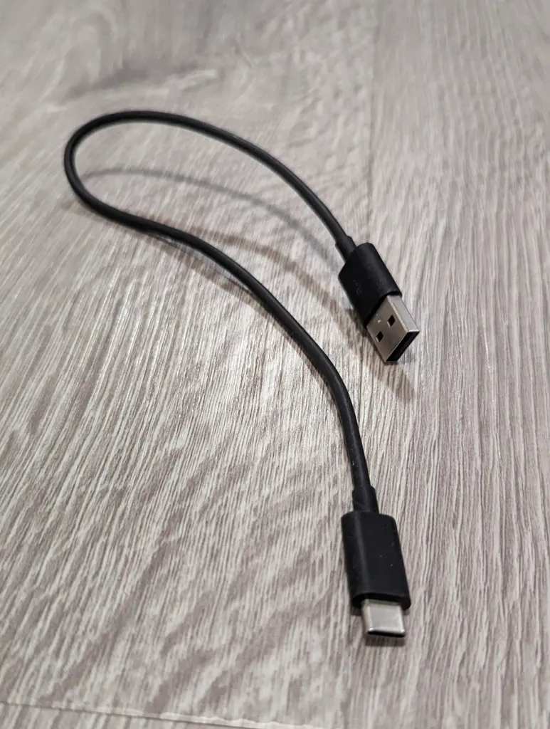 USB to USB-C Charging Cable photo 1