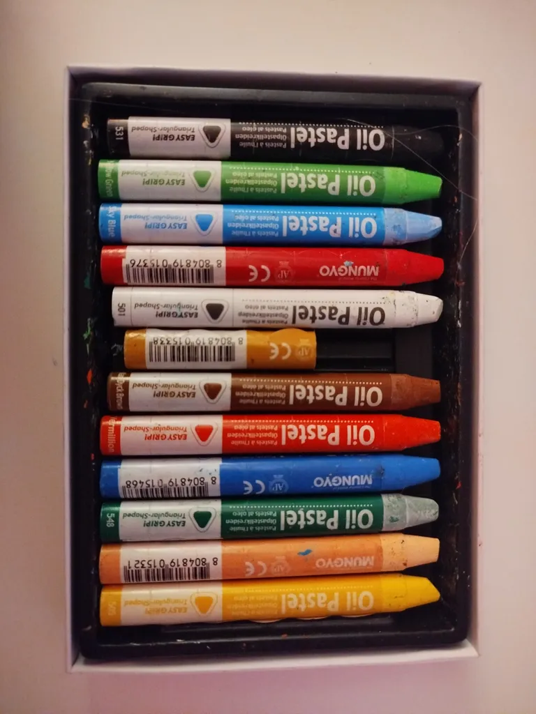 Mungyo oil pastels photo 1