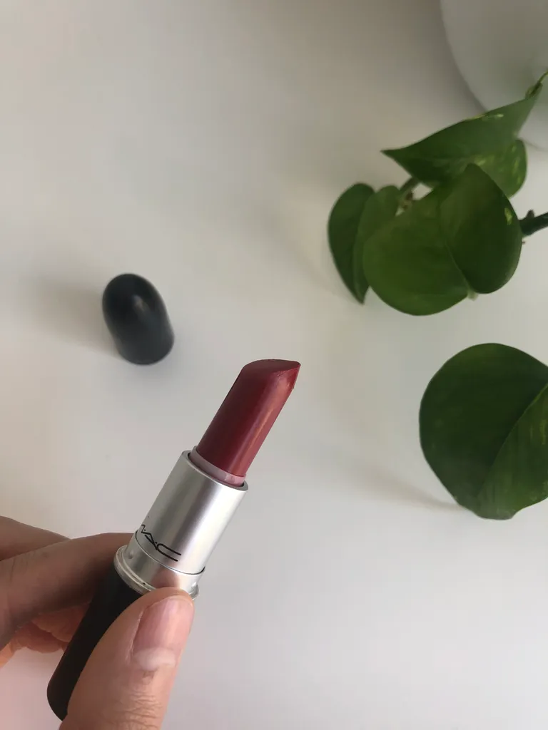 MAC- Matte Russian Red Lipstick photo 1
