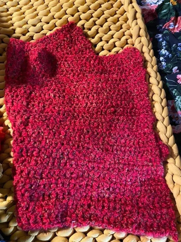 Small knitted blanket  photo 1
