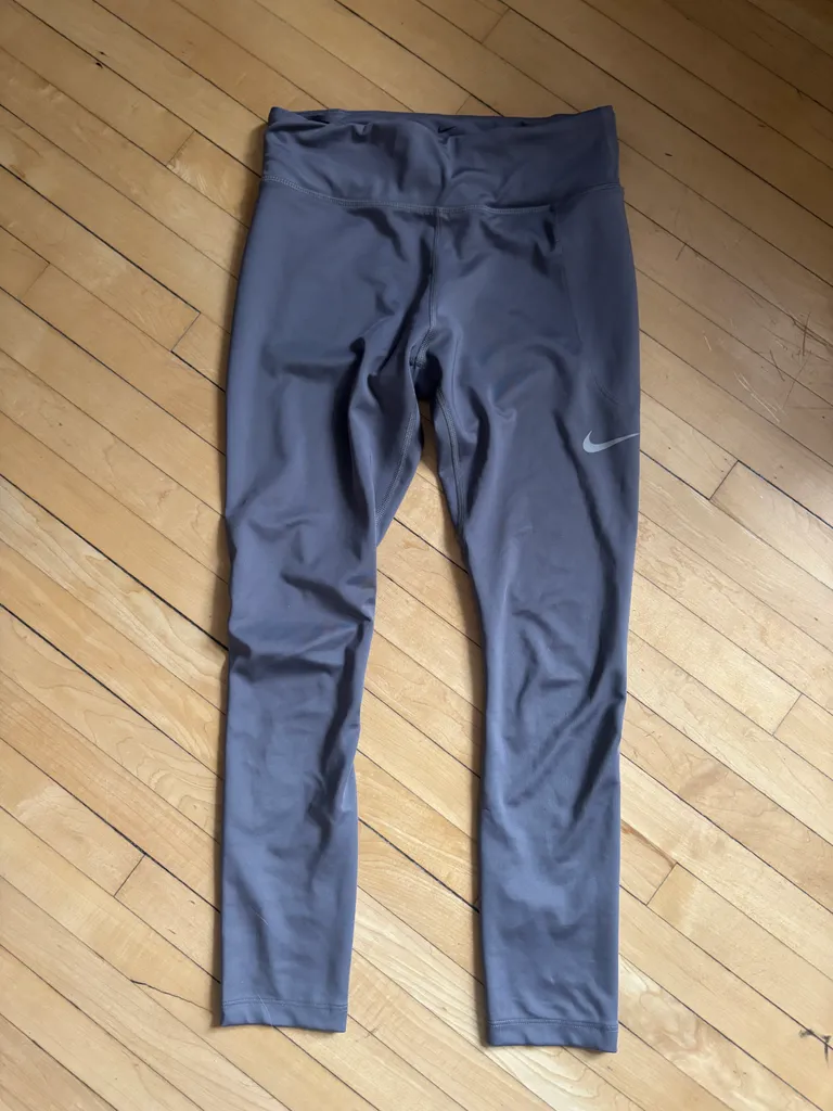 Size S Nike Dri-FIT Charcoal Leggings photo 1