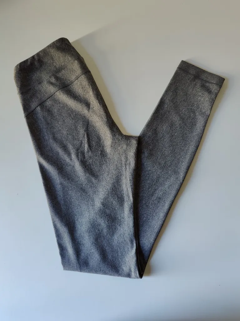 EUC Under Armor Leggings xs? photo 1