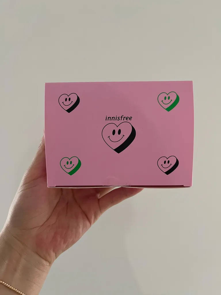 Innisfree socks photo 1