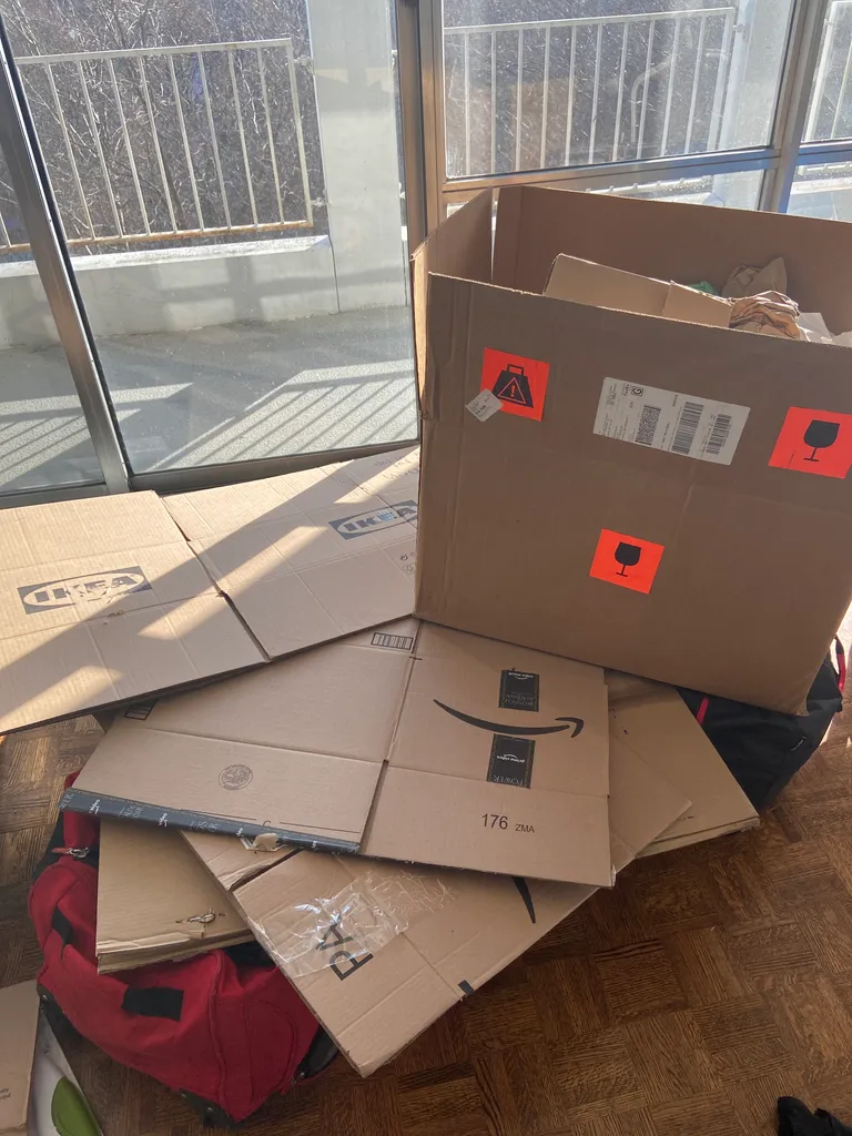 Moving Boxes + packing paper photo 1