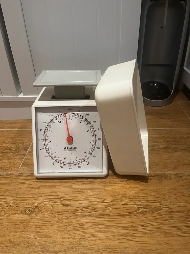 Vintage Kitchen Scale photo 1