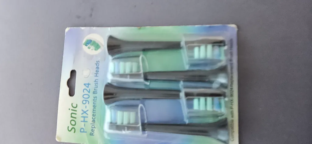 Electronic Toothbrush Heads photo 1