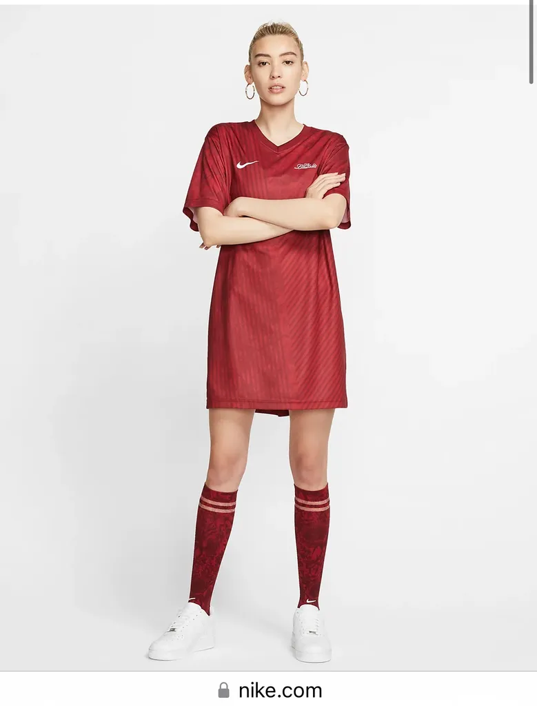 BRAND NEW Nike Lionesses T-Shirt Dress Size L photo 1