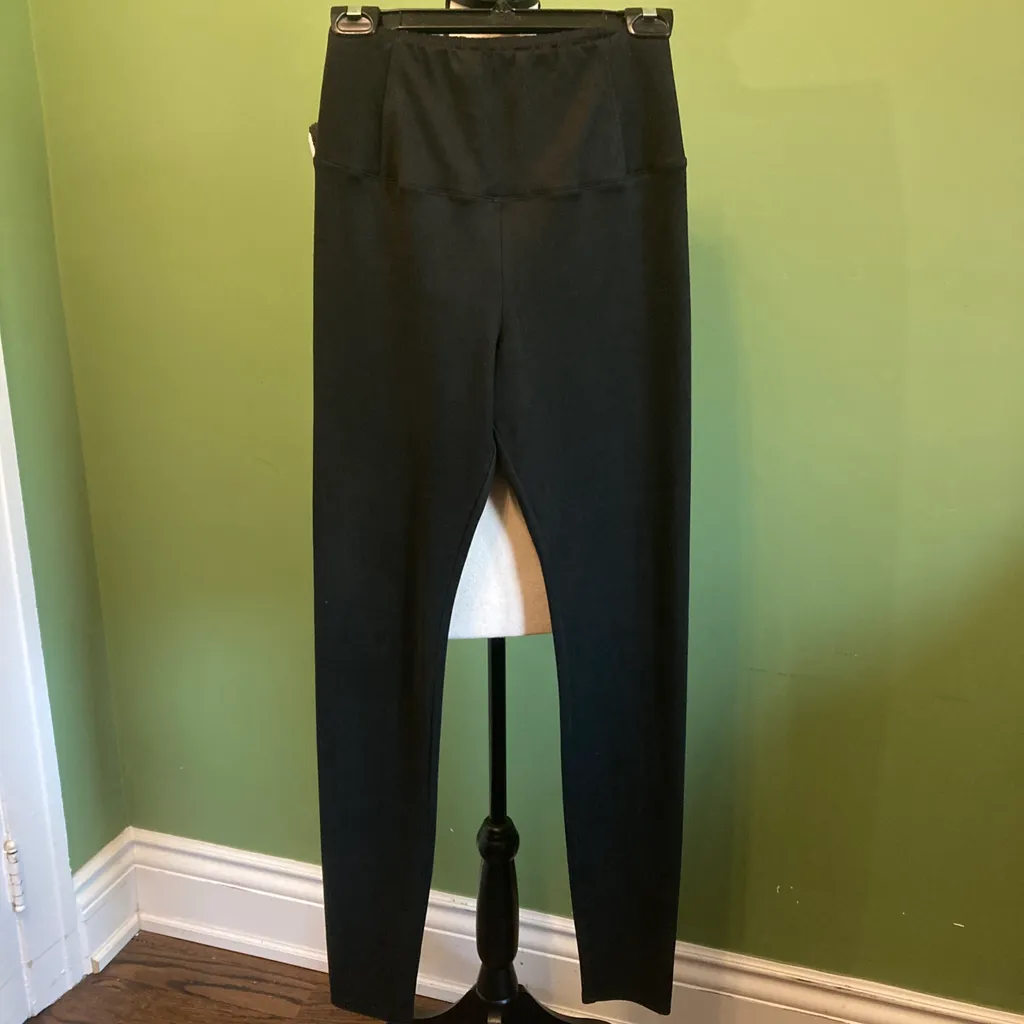 Wilfred Free Highwaisted brushed legging Size Medium photo 1