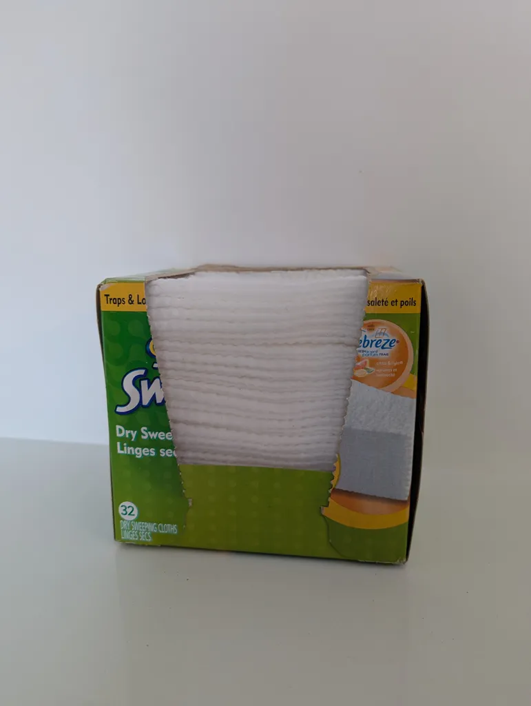 Swiffer Sweeper Cloths  photo 1