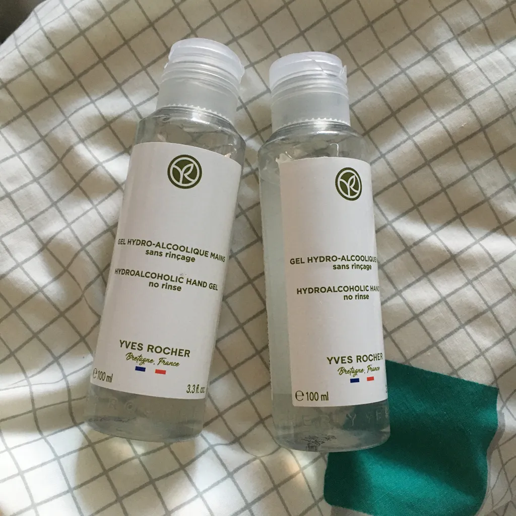 yves rocher hand sanitizer photo 1