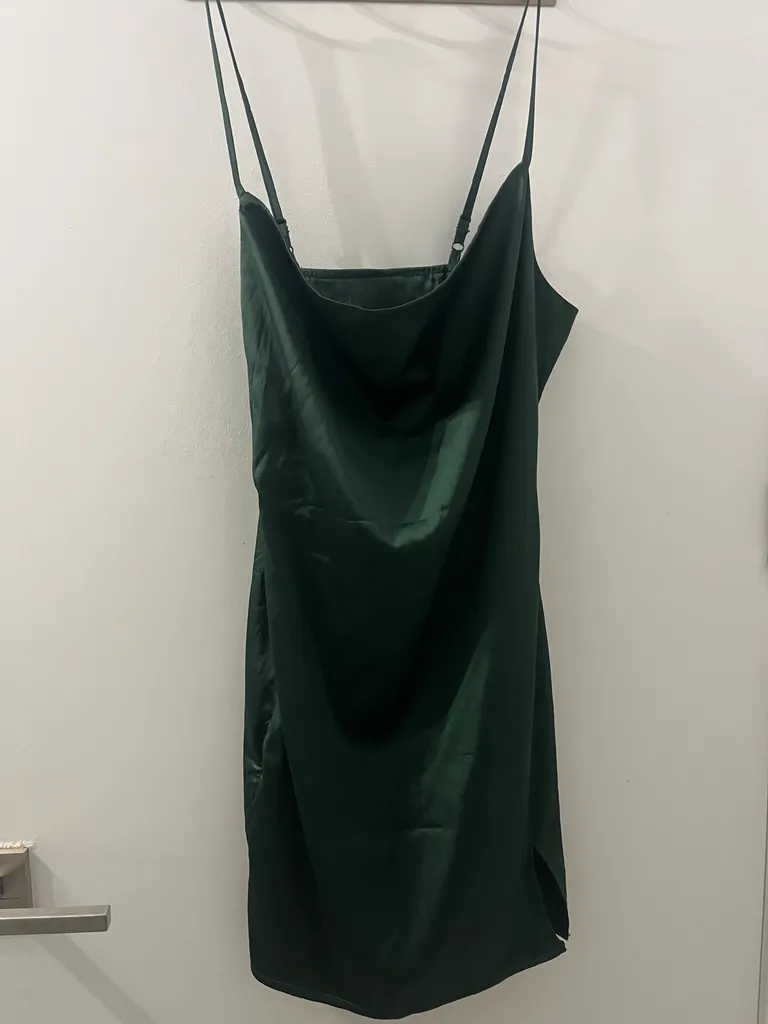 Green silky dress photo 1
