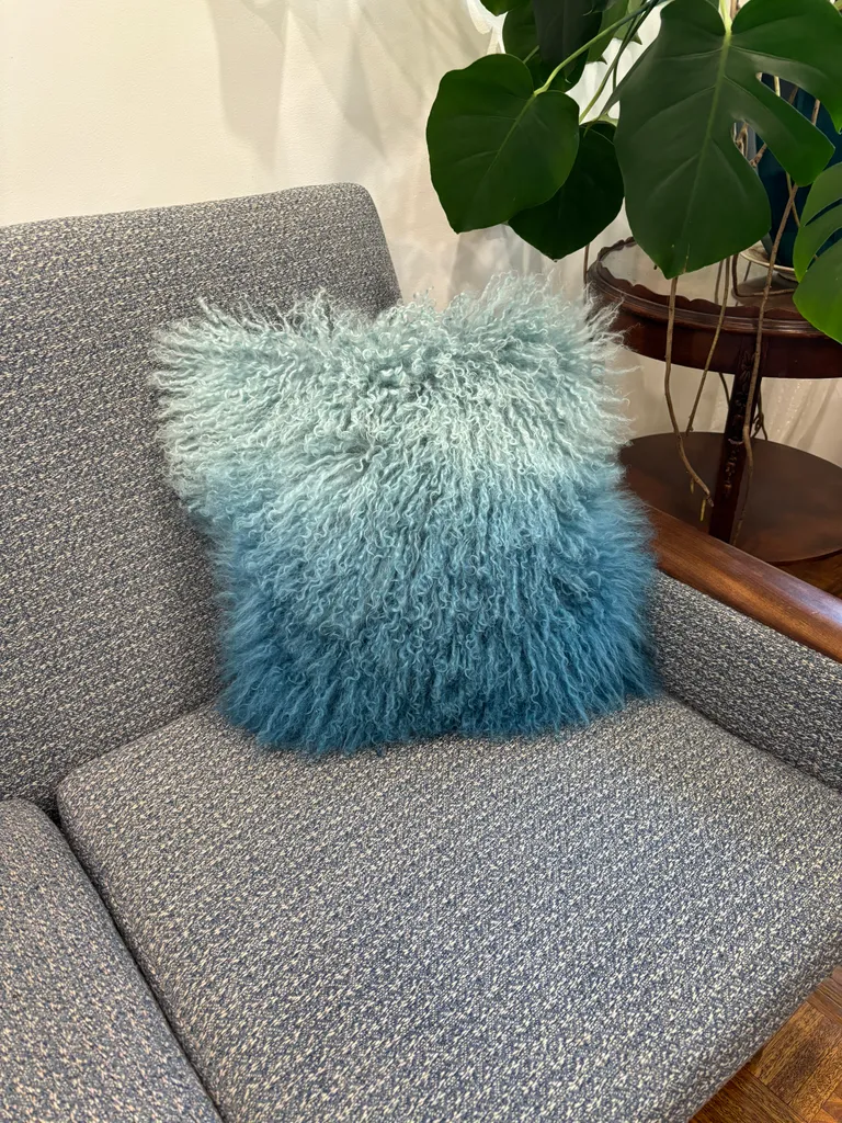 Mongolian lambswool cushion / pillow  photo 1