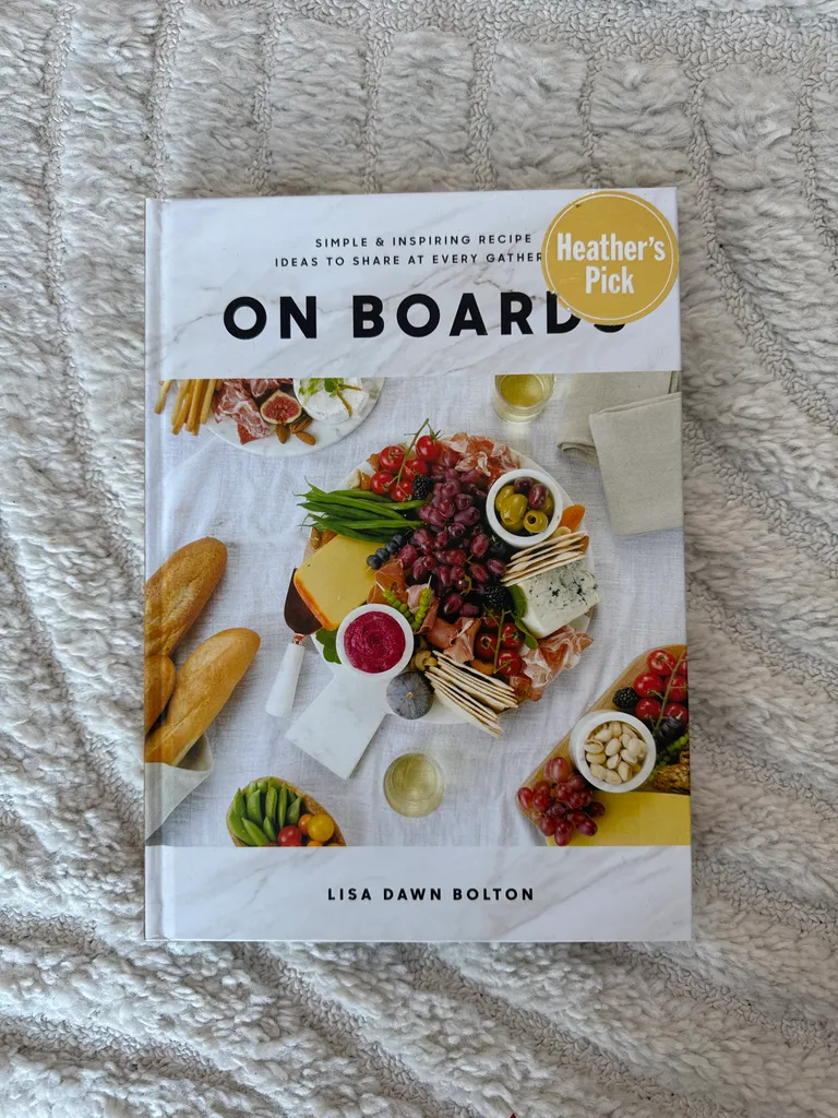 Charcuterie board book photo 1