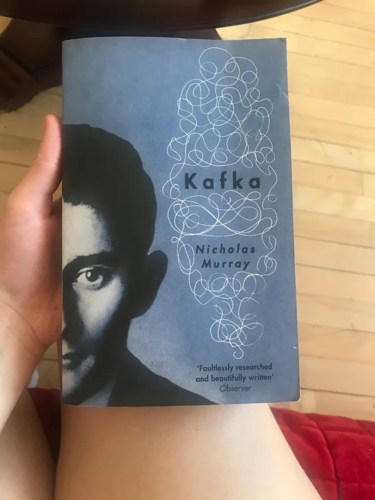 FREE biography of Kafka photo 1