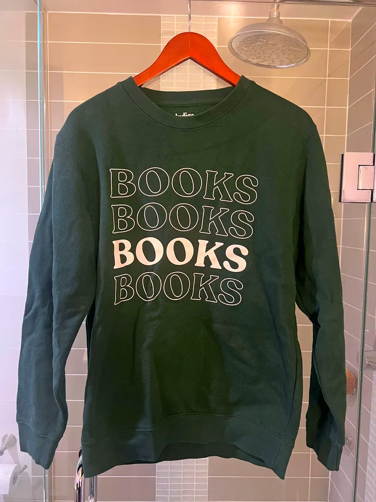 Indigo Books Sweatshirt - New photo 1