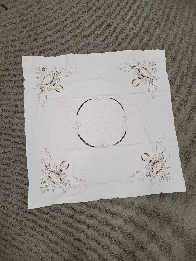 Square smaller embroidered table cloth photo 1
