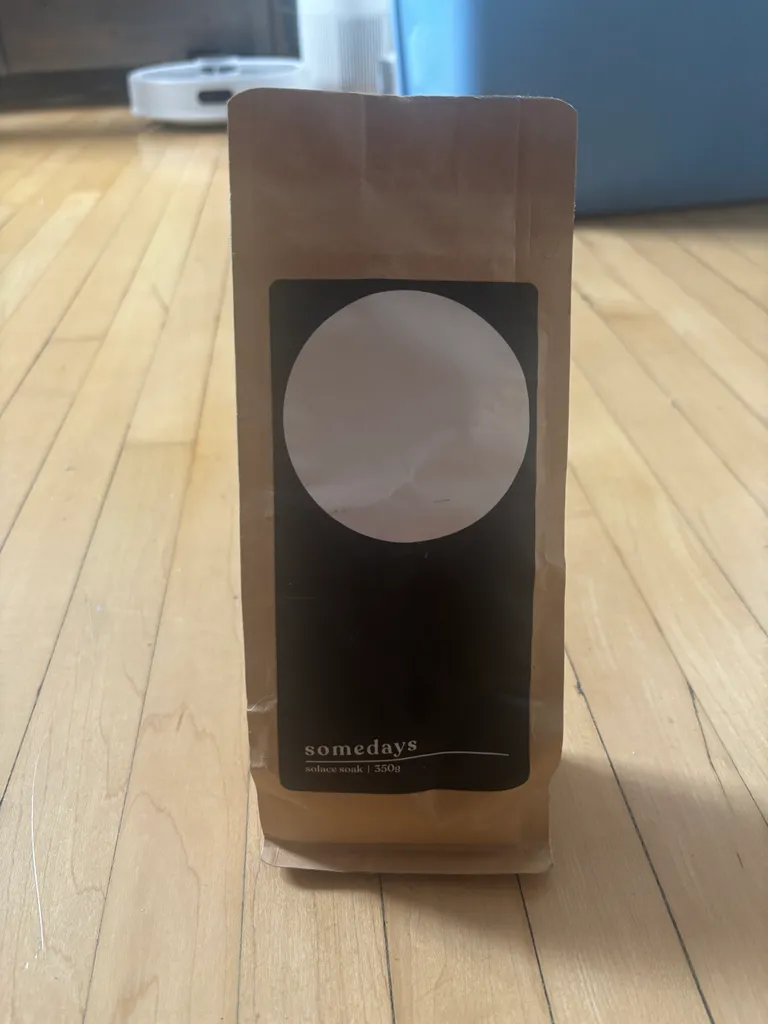 NEW/Scealed Somedays bath salts  photo 1