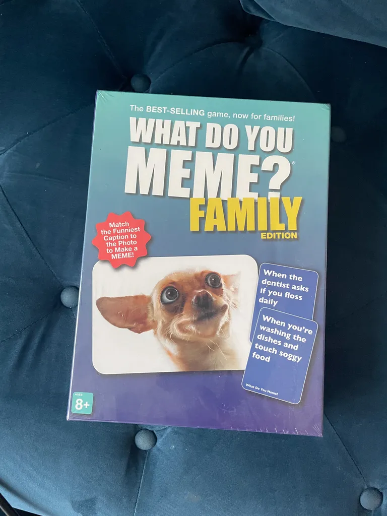 What Do You Meme? Family edition  photo 1