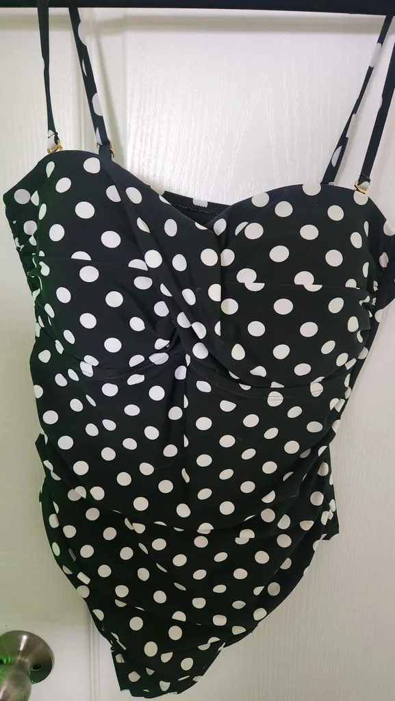 Polka dot Swim suit 🖤🤍🩶 photo 1