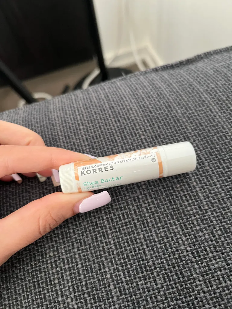 KORRES lip balm photo 1