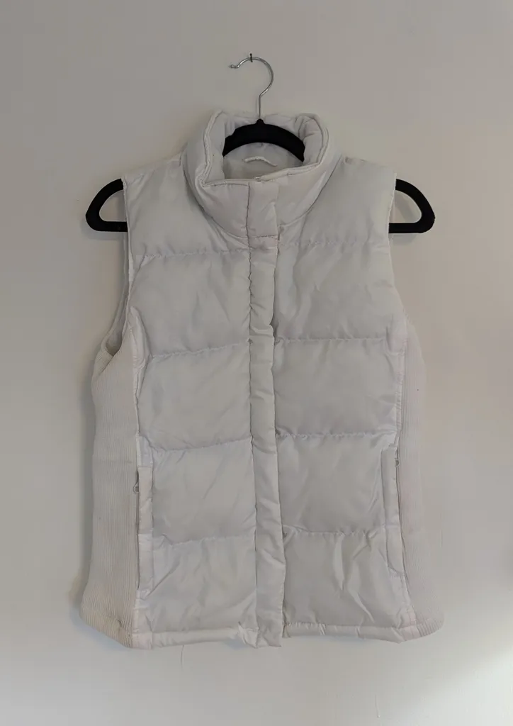 FWR Active White Puffer Vest - Women's Medium  photo 1