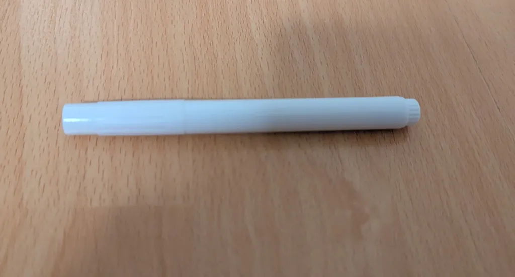 White Chalk Marker  photo 1