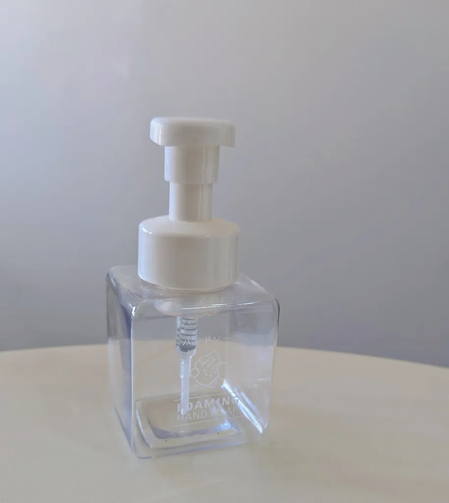 Foaming soap dispenser  photo 1