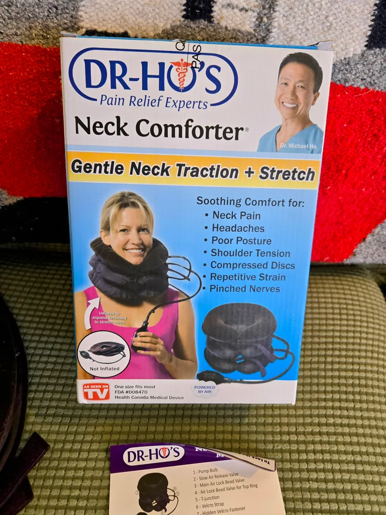 Chronic Neck and Shoulder Pain Inflatable Pillow  photo 1