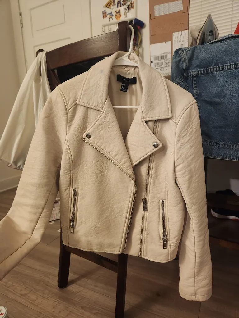 Light nude pink Jacket forever 21 photo 1