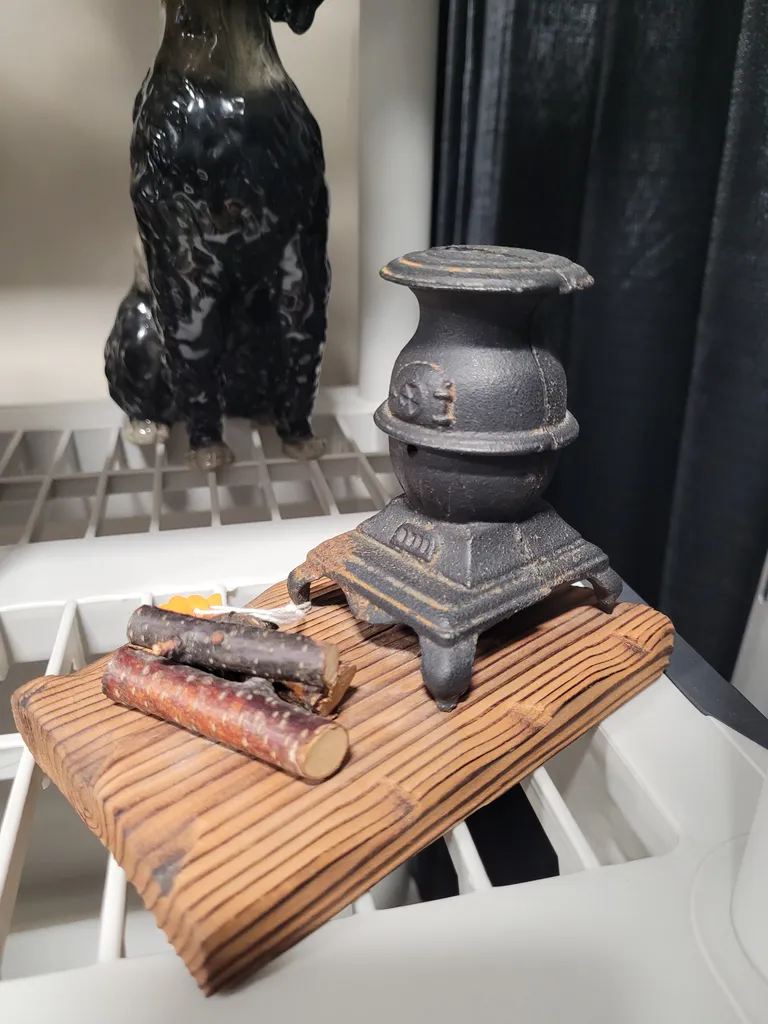 Cast iron pot belly stove coin bank photo 1