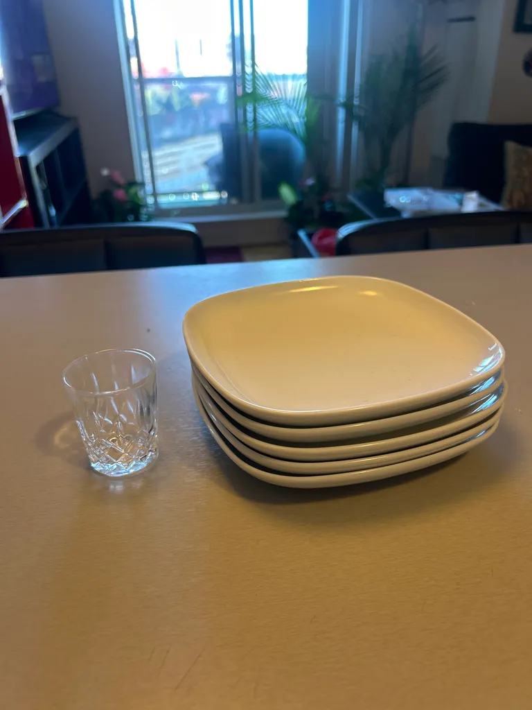 White dishes - 4 side plates & 3 large or serving size photo 1