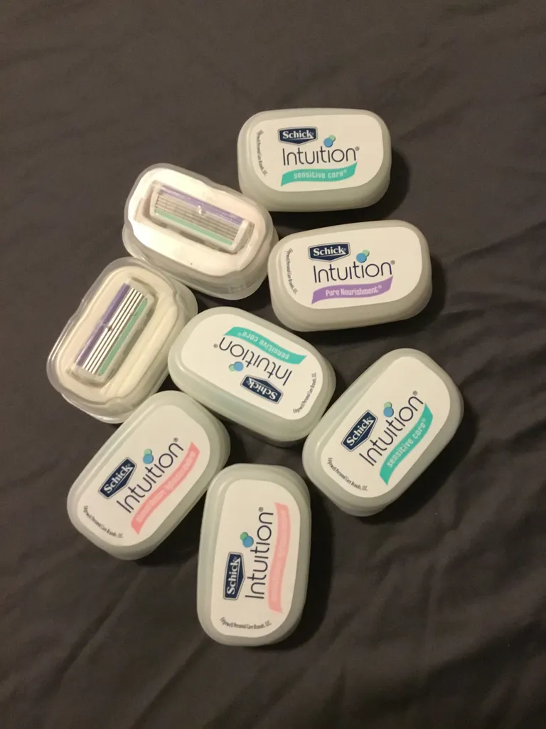 New unopened razor heads photo 1