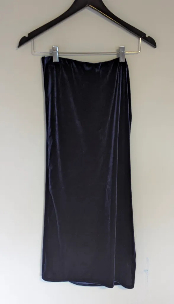 Lindor Velvet Skirt - Navy Blue photo 1