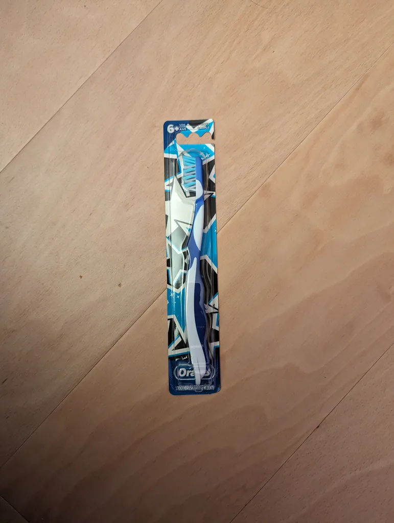 BRAND NEW Kids Toothbrush  photo 1