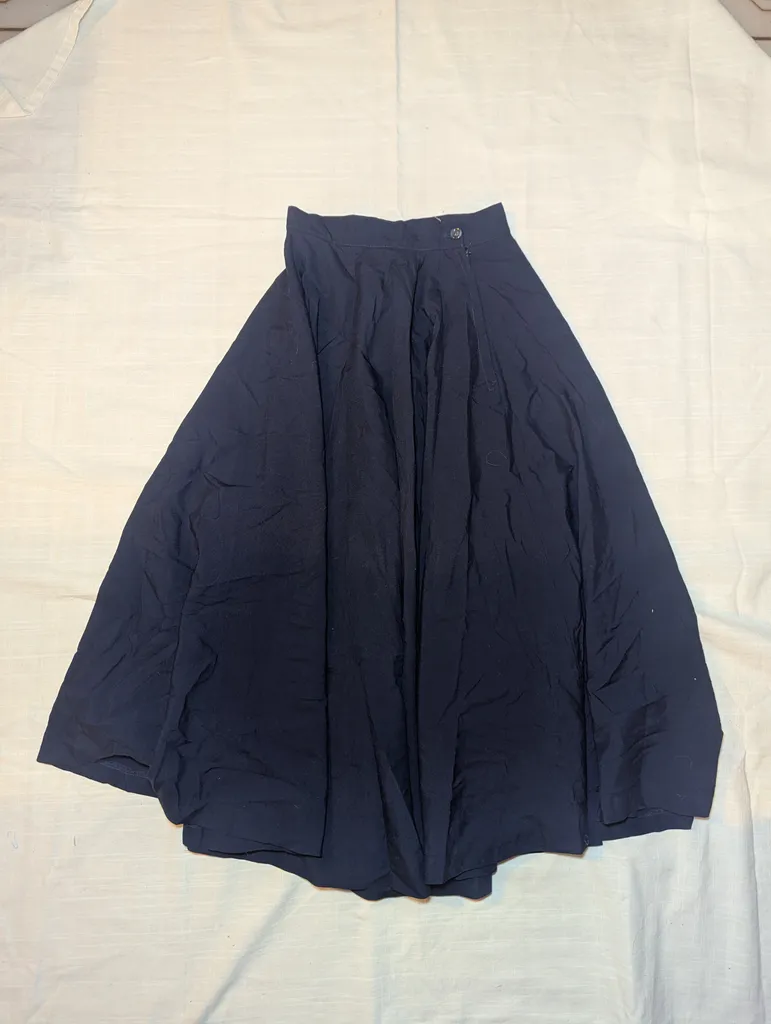 Dark blue skirt photo 1