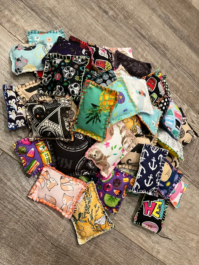 Handmade catnip cat toys photo 1