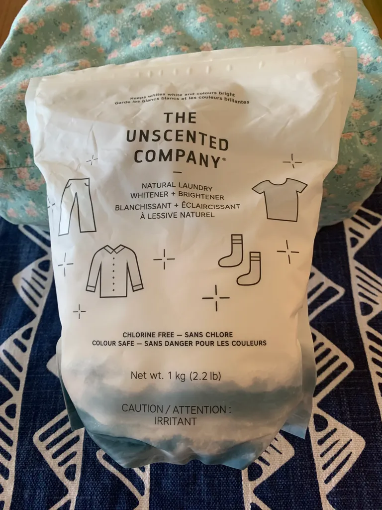 The Unscented Company Laundry Whitener photo 1