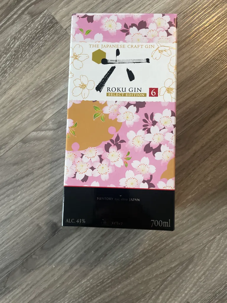 ROKU Japanese Craft Gin photo 1