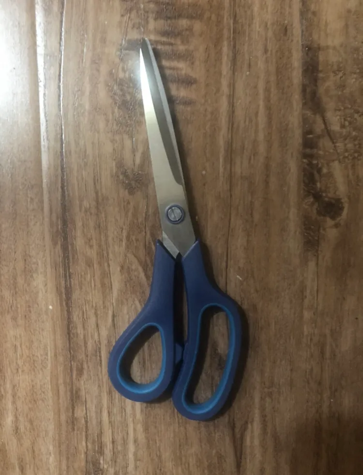 Scissors photo 1
