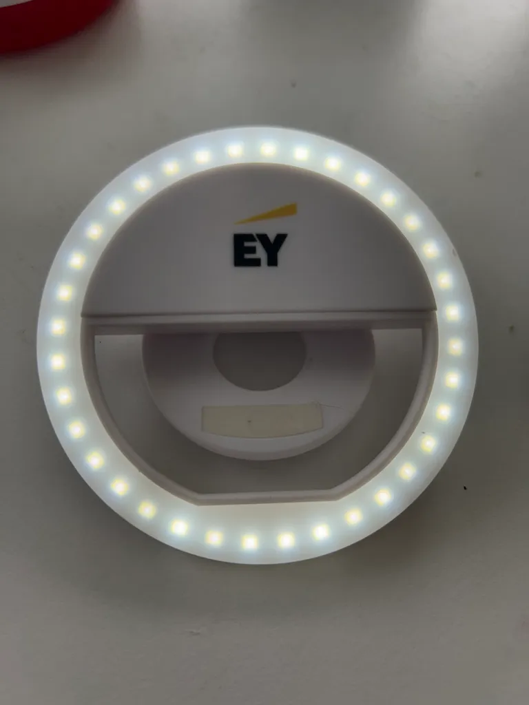 Ring Light (clip on) photo 1
