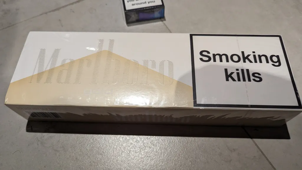Marlboro Gold or Double Burst cigarettes  photo 1
