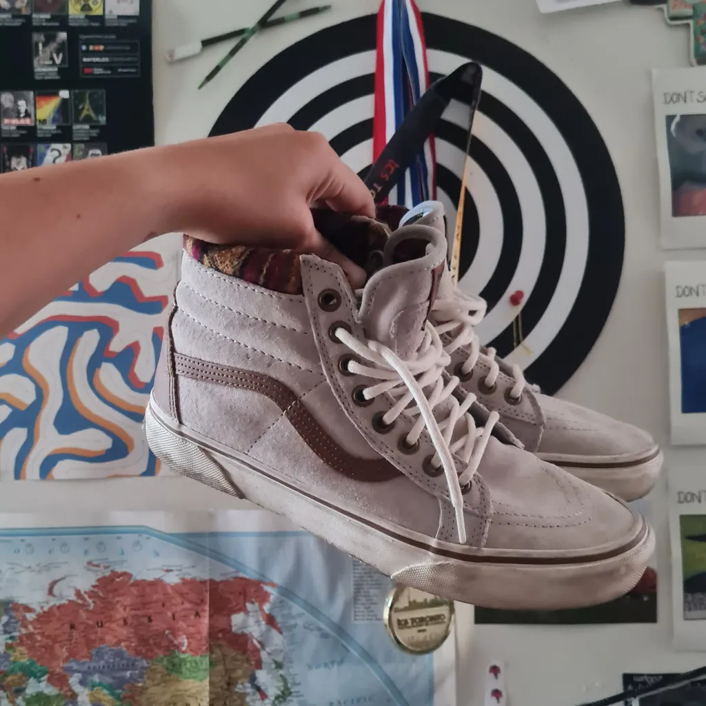 Sk8 hi MTE vans - grey suede w/ pattern photo 1