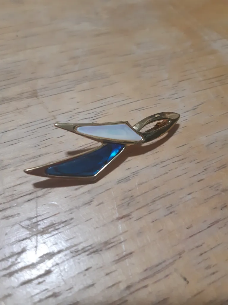 Butler Brooch photo 1