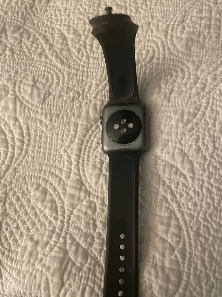 Apple Watch Series 3 (38mm) photo 1