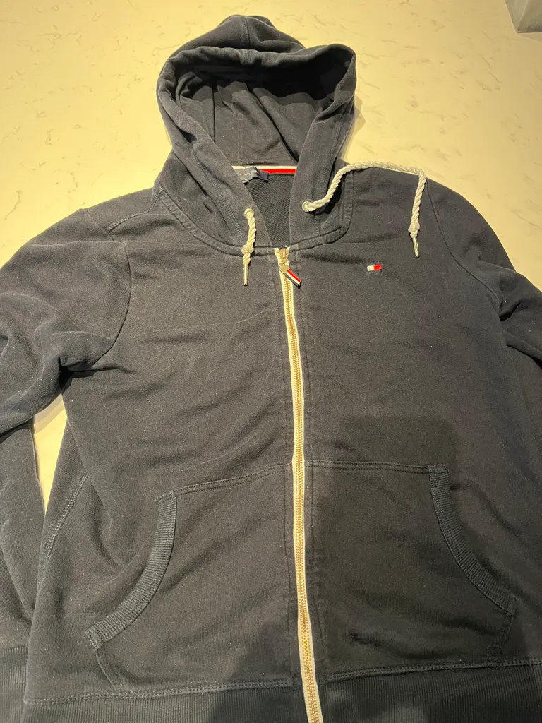 Tommy Hilfiger hoodie photo 1