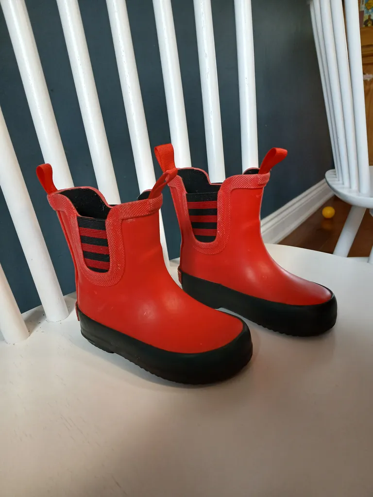 Toddler rain boots 4.5-5t photo 1