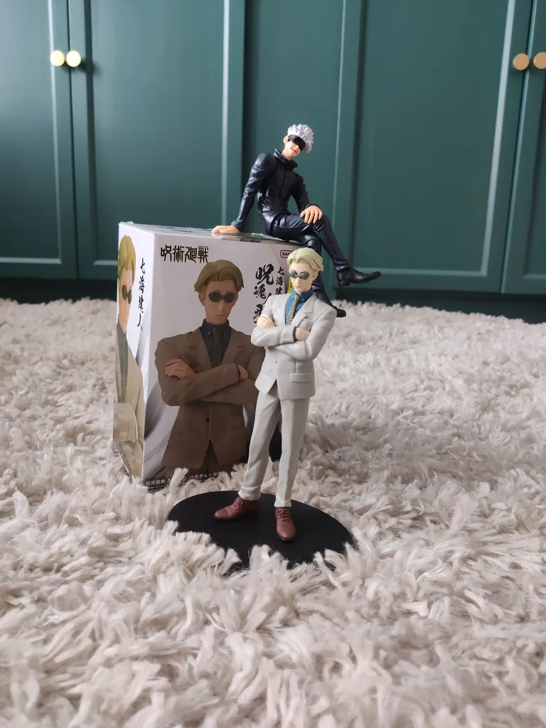 Nanami and Gojo Figurine photo 1