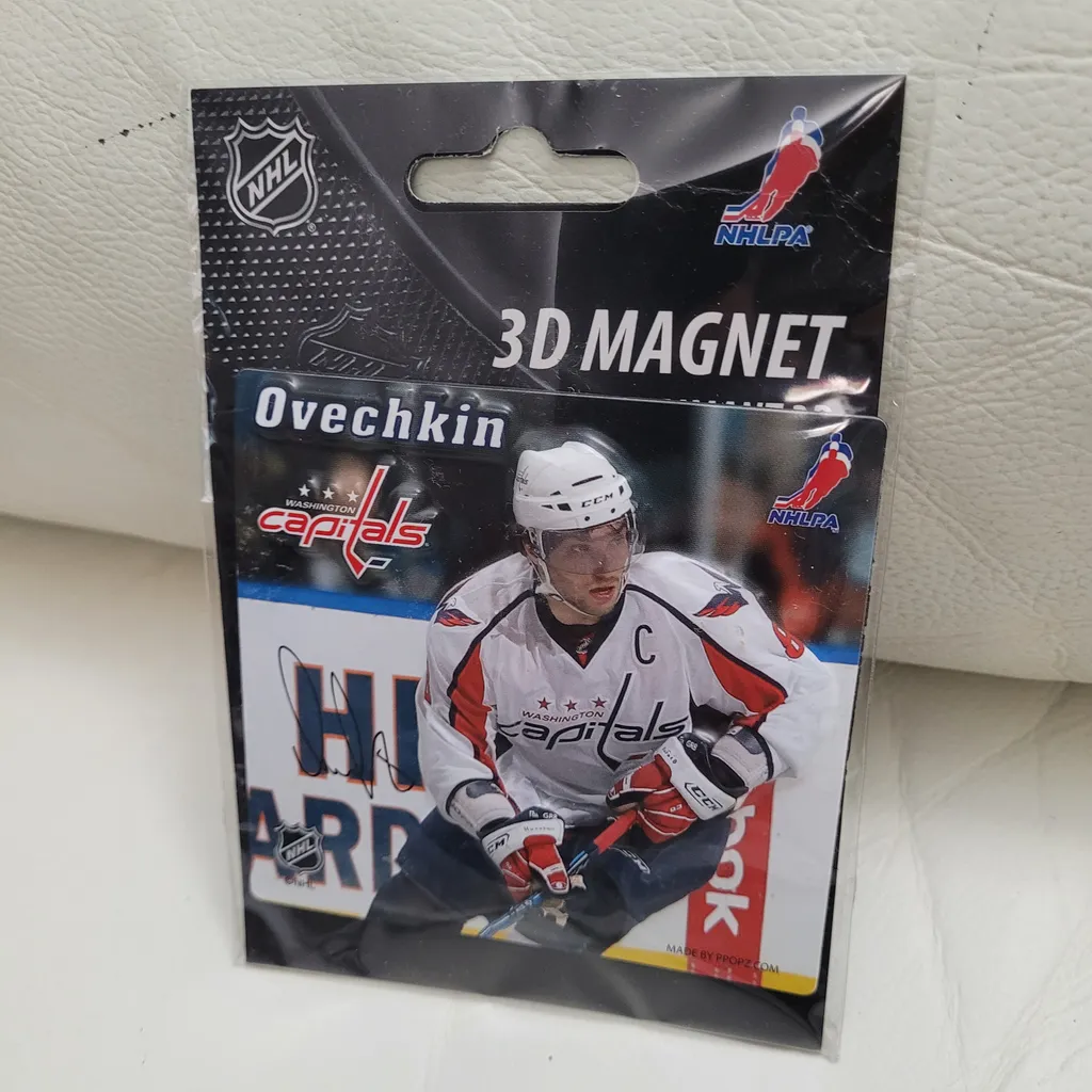 NHL 3D magnet Ovechkin photo 1